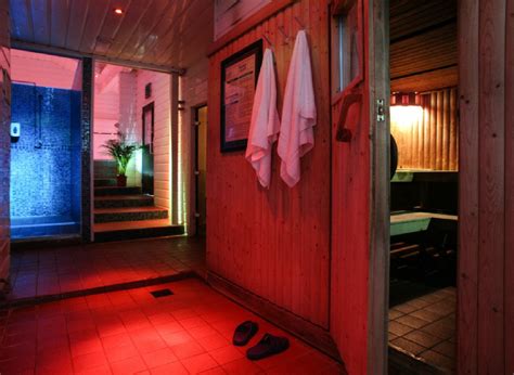 dundee gay sauna|Gay saunas